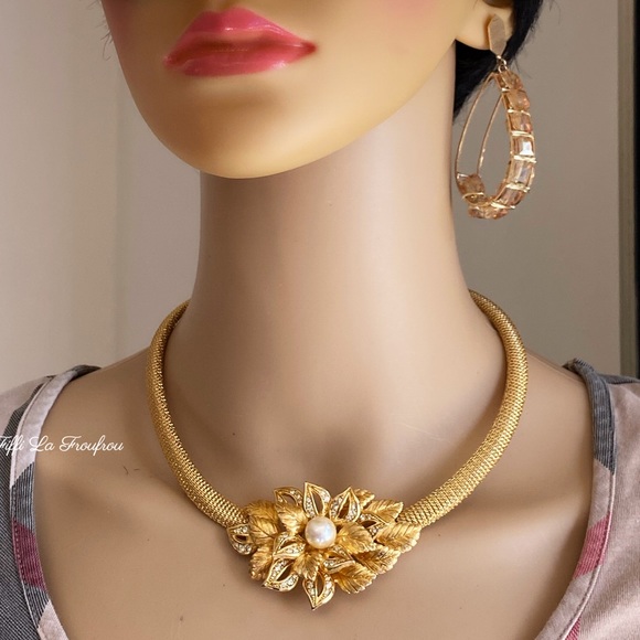 Authentic Dior statement necklace - Picture 2 of 15